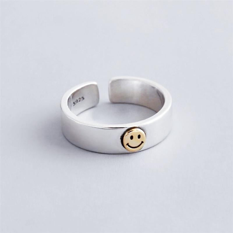 Smiley Ring